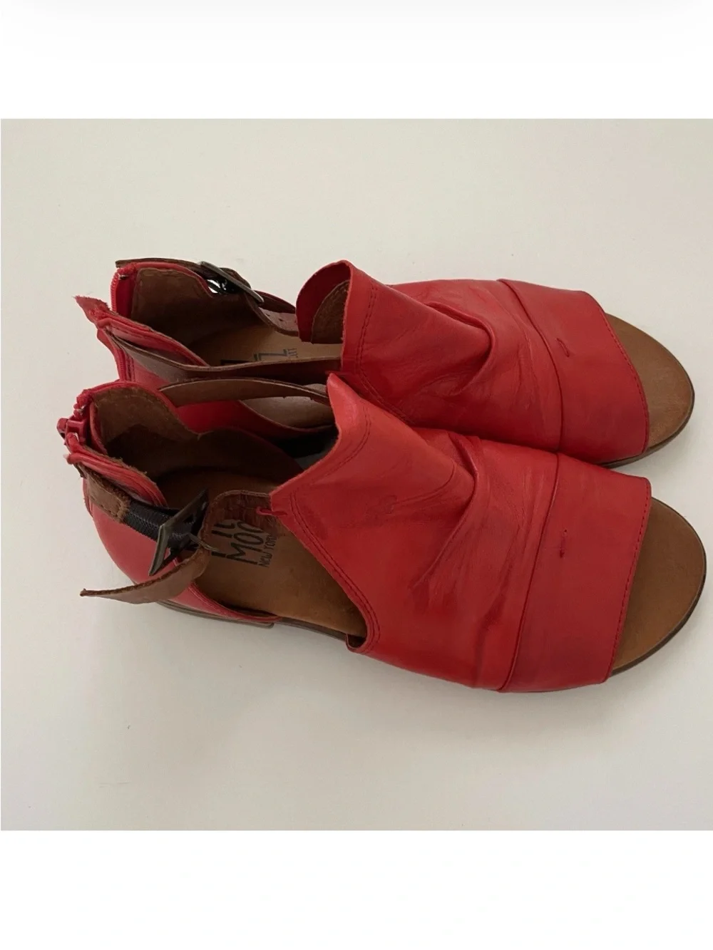Miz Mooz Deeper Red Leather Sandals EU 36 US 5.5-6 Back Zip Comfort Boho